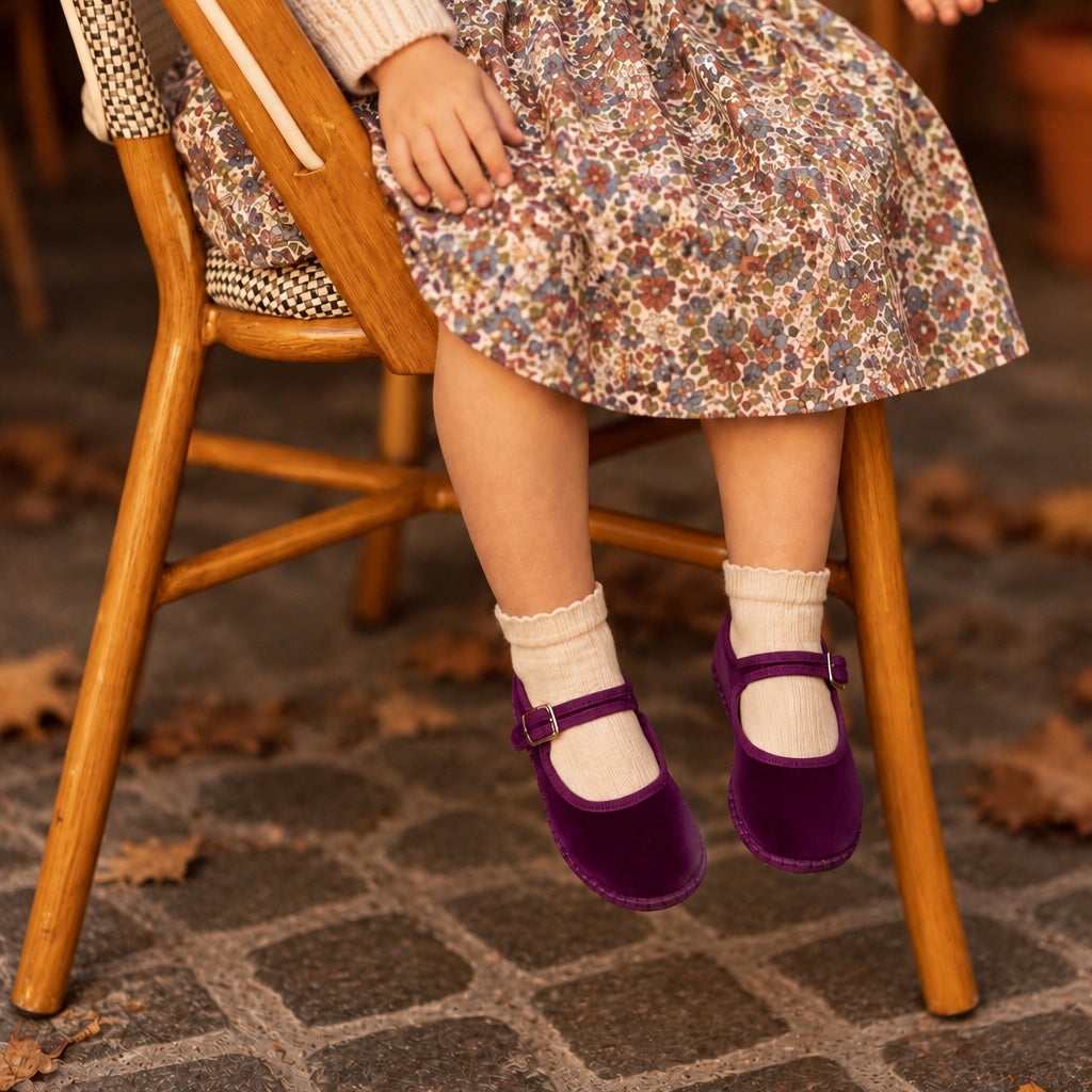 GIRLS SHOES