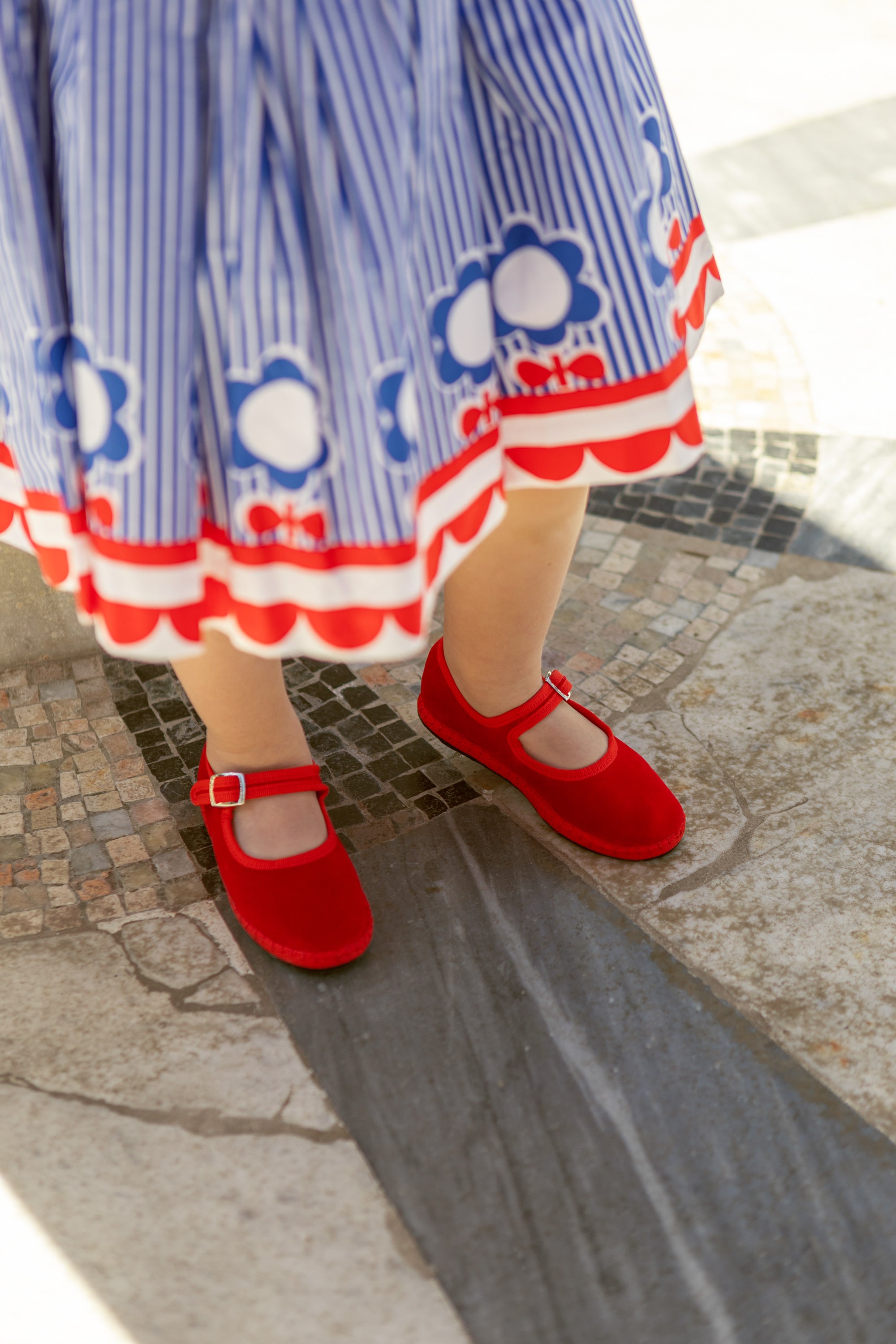 GIRLS SHOES